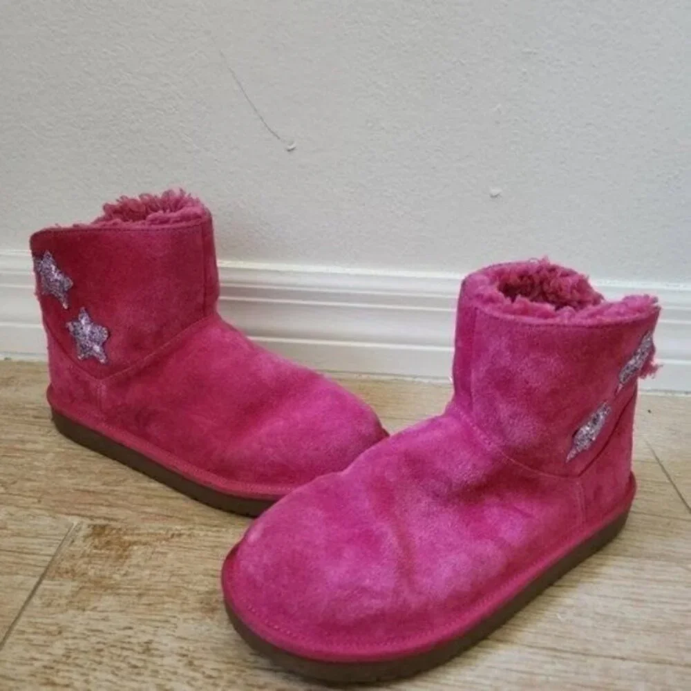 KOOLABURRA UGG PINK STAR MINI SUEDE GIRLS BOOTS